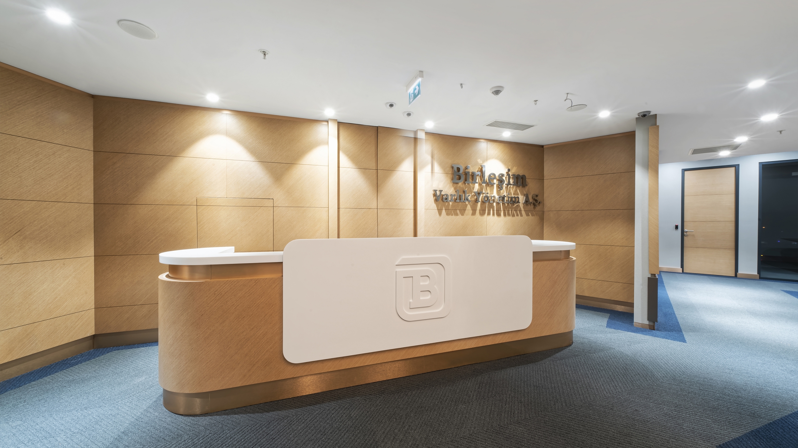 BVY Skyland 19th Floor